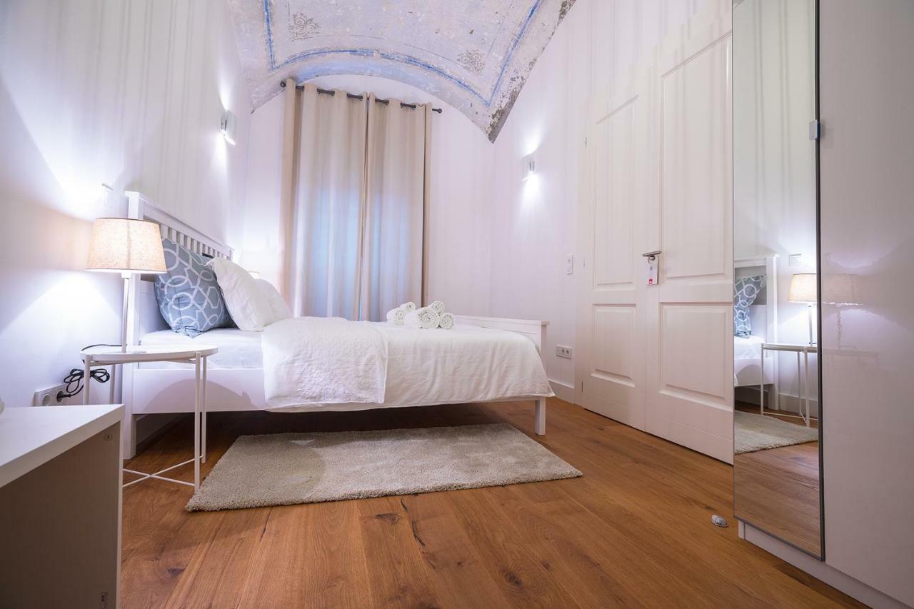 Deluxe Apartment Talia Zagreb Buitenkant foto
